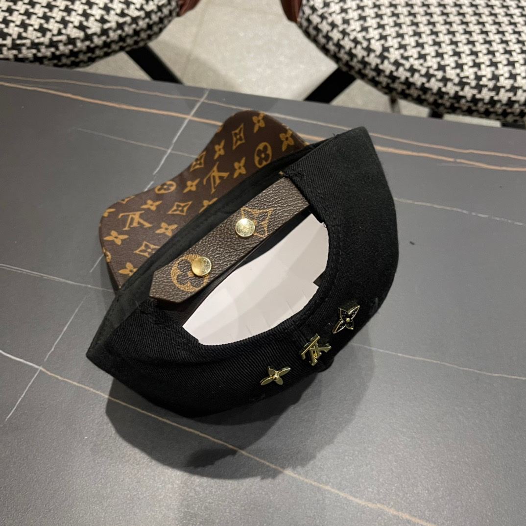 Louis Vuitton Caps